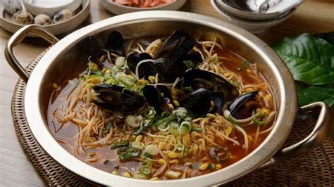 Haemul / seong게 (deniz ürünü tabağı)