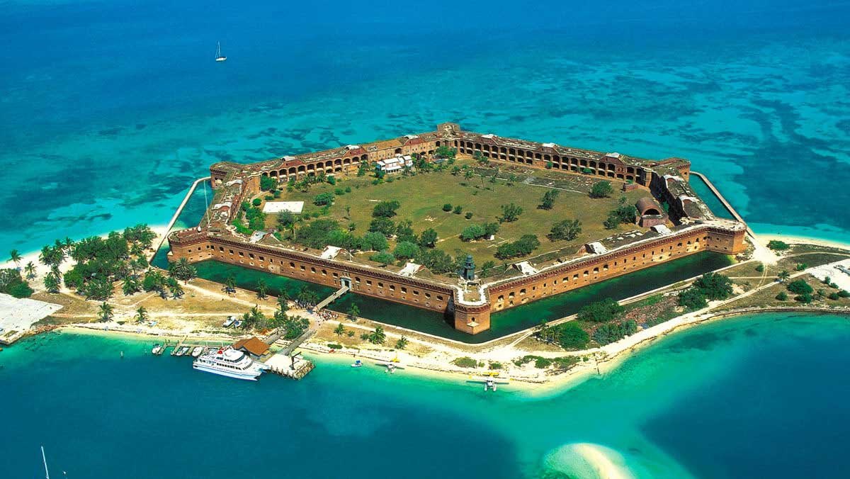 Dry Tortugas Milli Parkı
