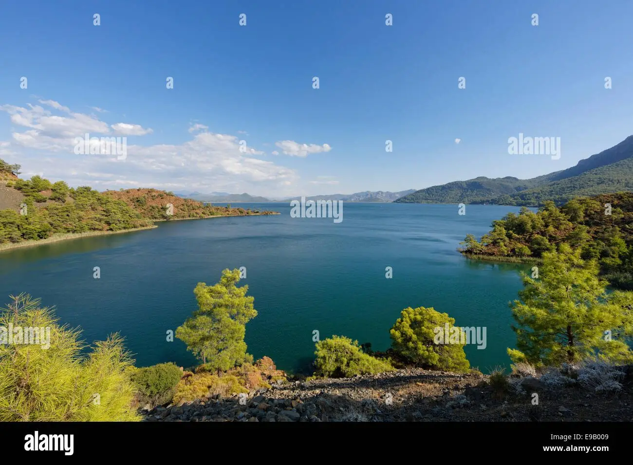 Köyceğiz Gölü Sultaniye Kaplıcaları Dalyan Kaunos İztuzu çınar meydanı