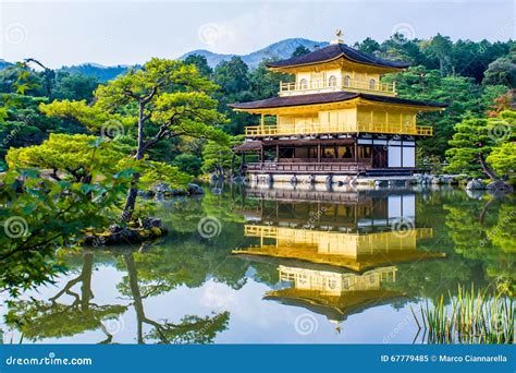 Kyoto Kinkaku-ji (Altın Pavyon)