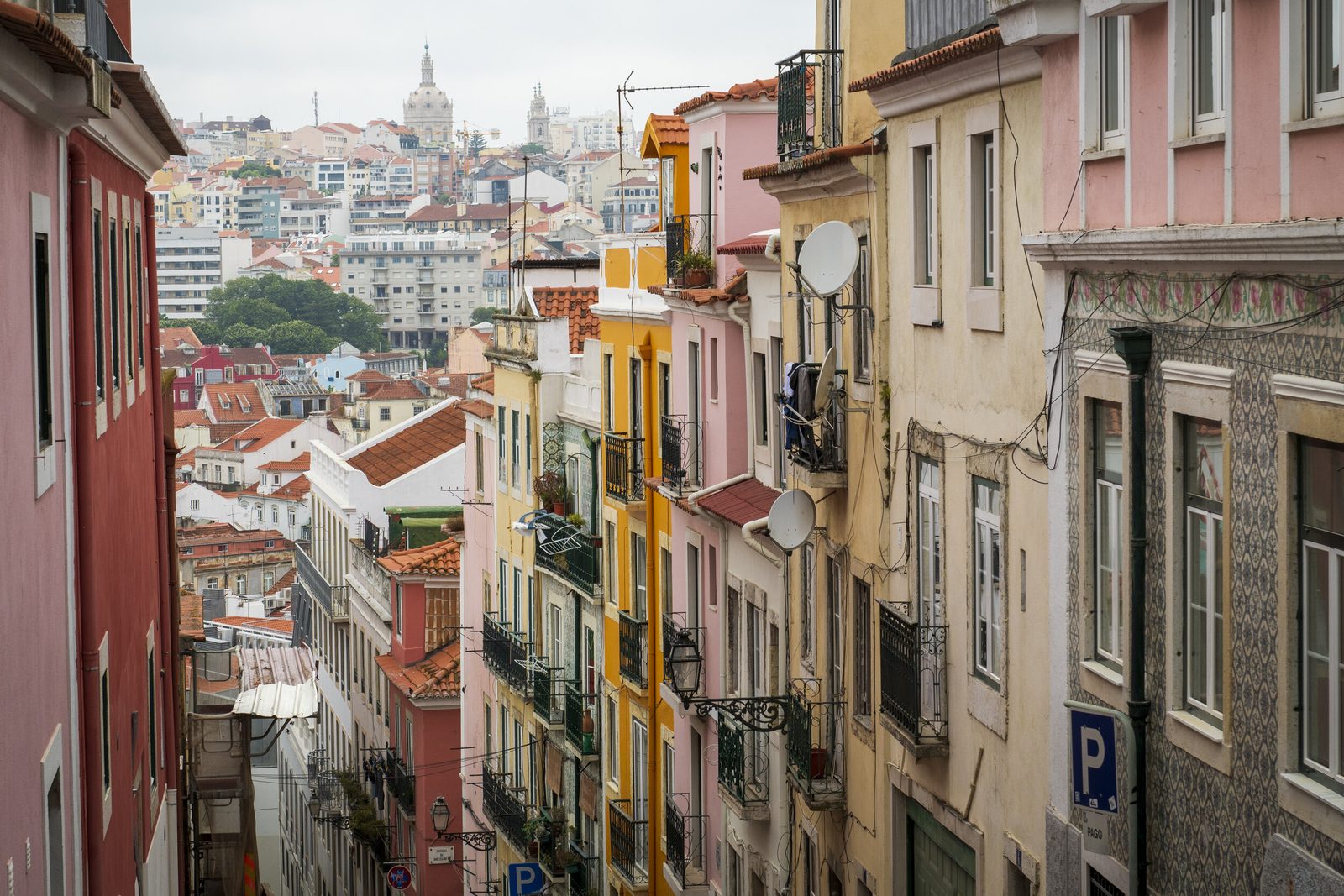 ucuzakesfet.com/lizbon-bairro-alto-chiado