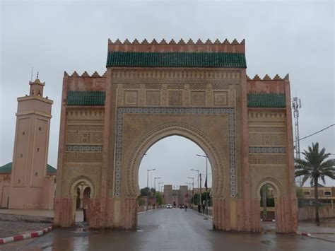 Merzouga Rissani Pazarı (souk)