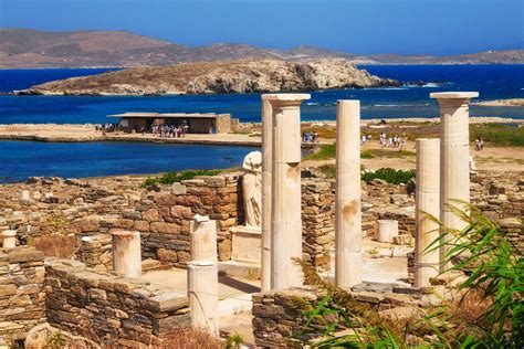 Delos