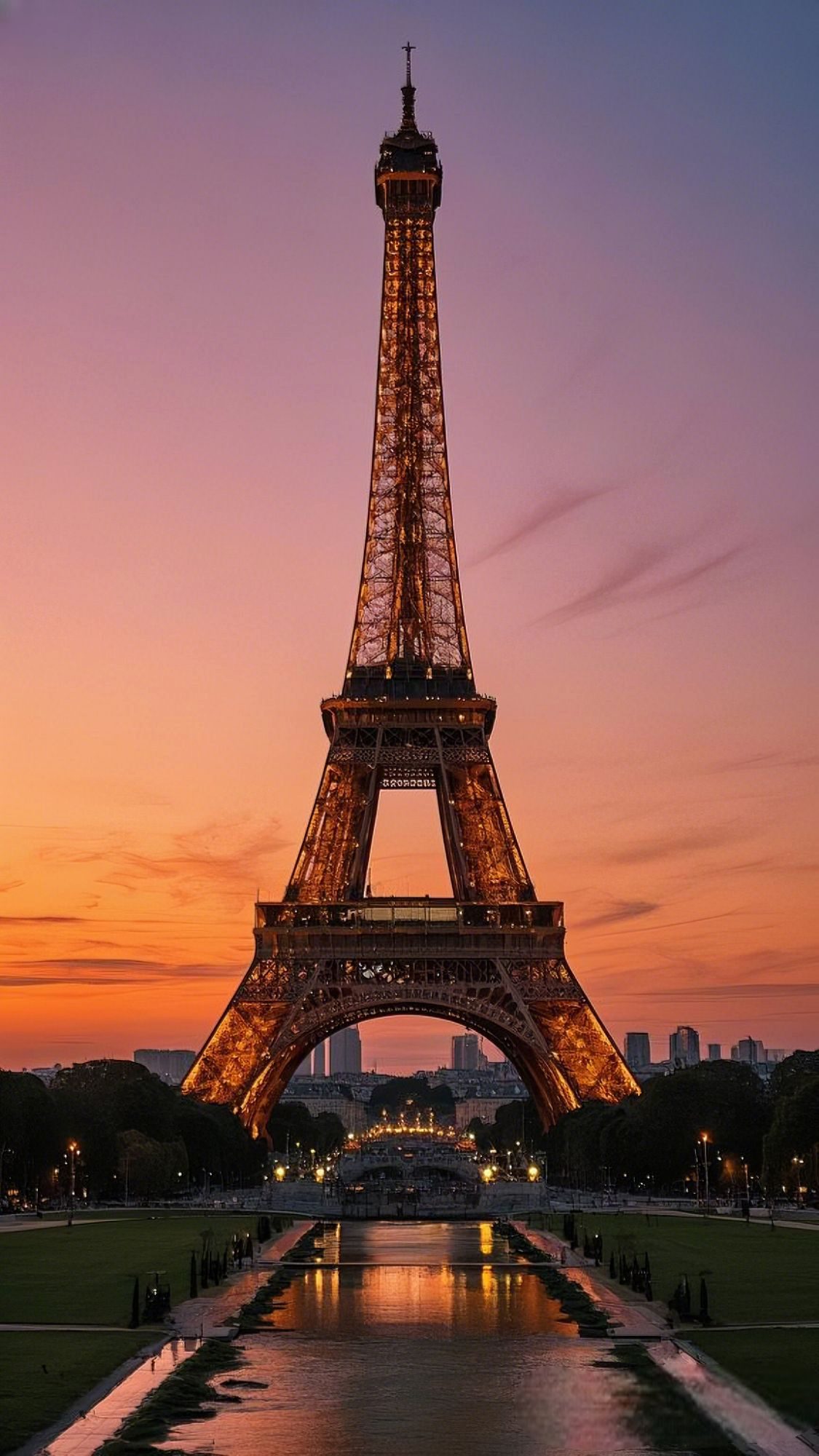 ucuzakesfet.com/paris-eyfel-kulesi