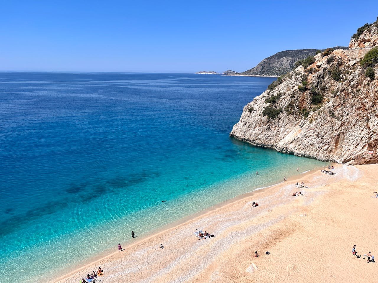 Patara Patara Plajı (18 km kumsal)