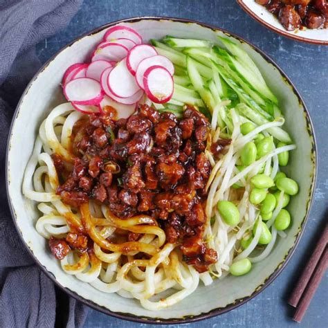 Zhajiangmian