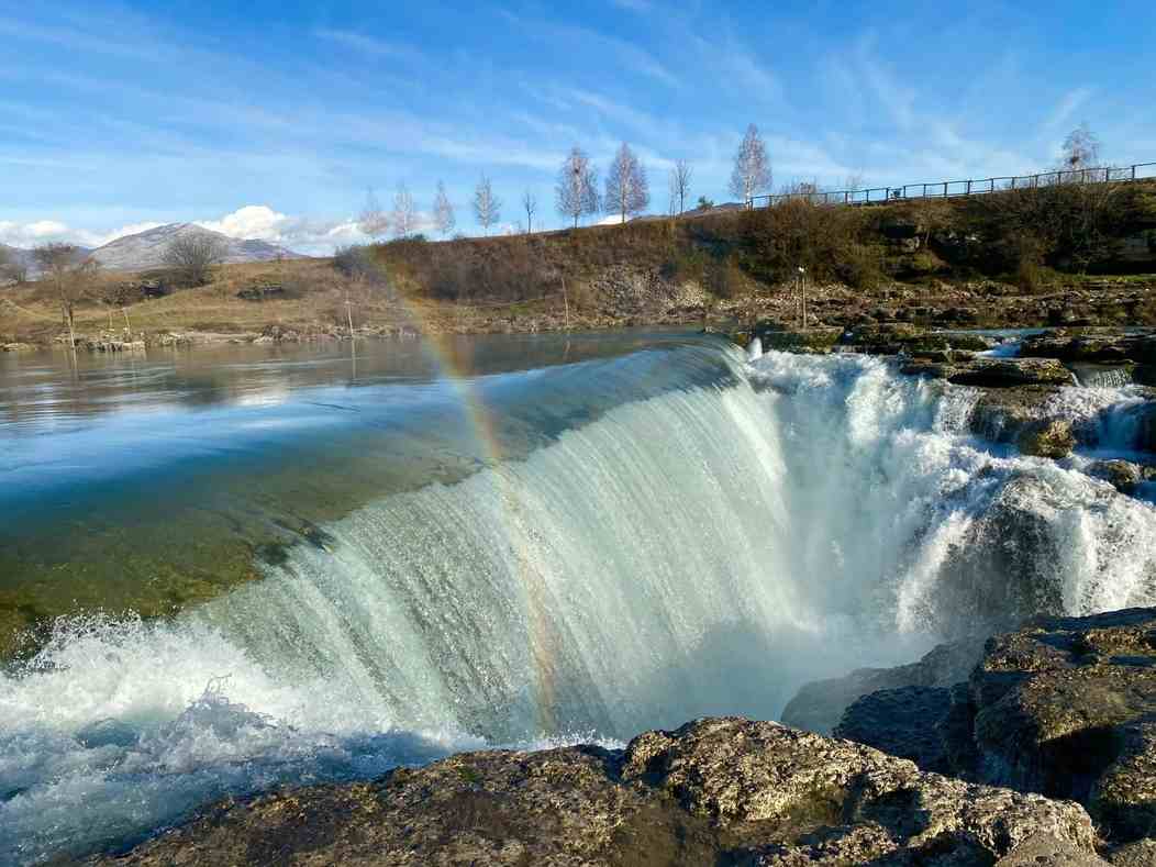 Niagara Şelaleleri (Cijevna)