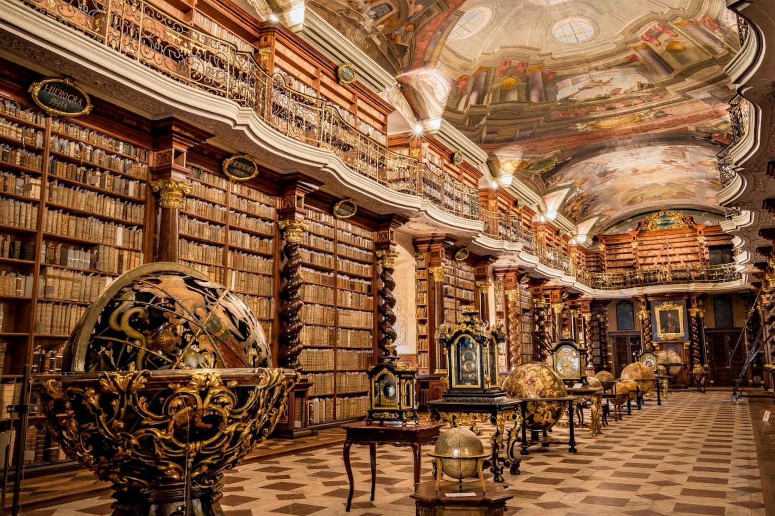 ucuzakesfet.com/prag-klementinum