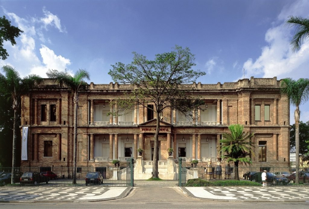 Centro: Pinacoteca & Catedral da Sé