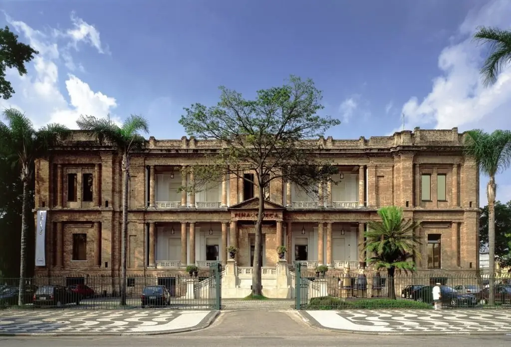 Centro: Pinacoteca & Catedral da Sé