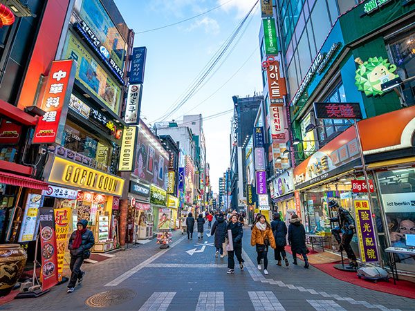 ucuzakesfet.com/seul-myeongdong-alisveris-sokak-yemek