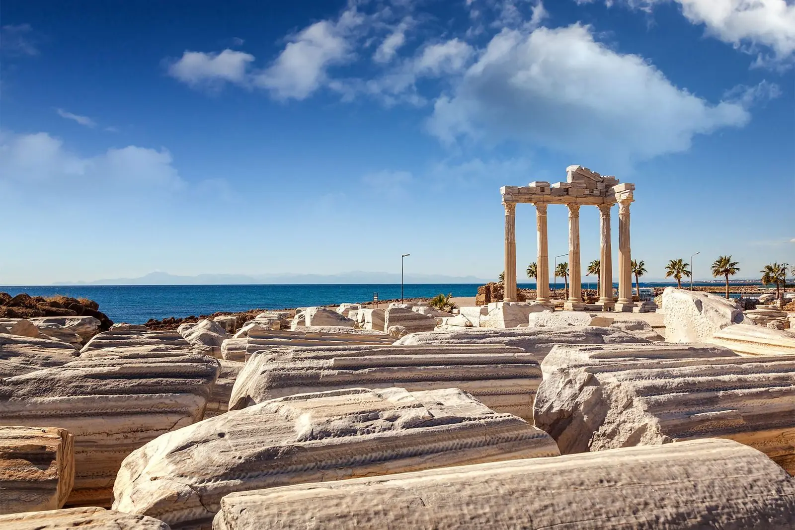 Side Apollon Tapınağı antik tiyatro liman plaj Antalya