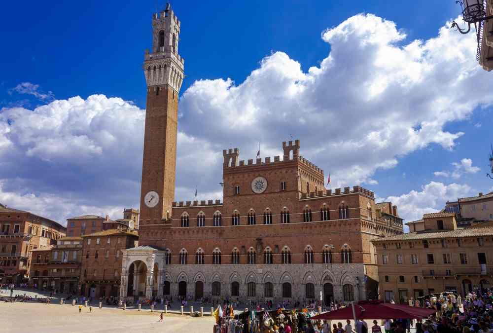 ucuzakesfet.com/siena-palazzo-pubblico-civic