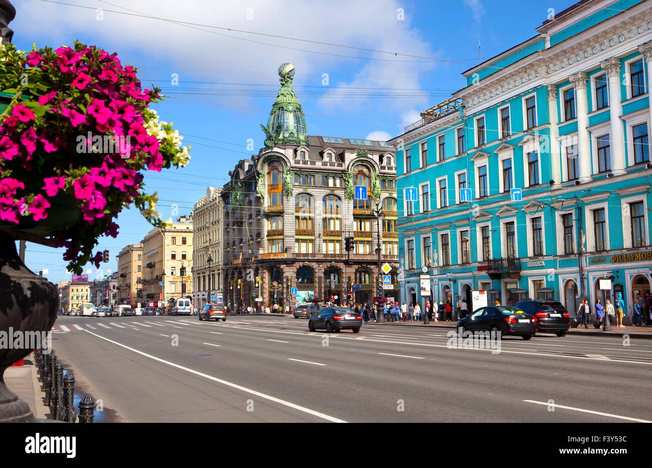 Nevski Bulvarı (Nevsky Prospekt)