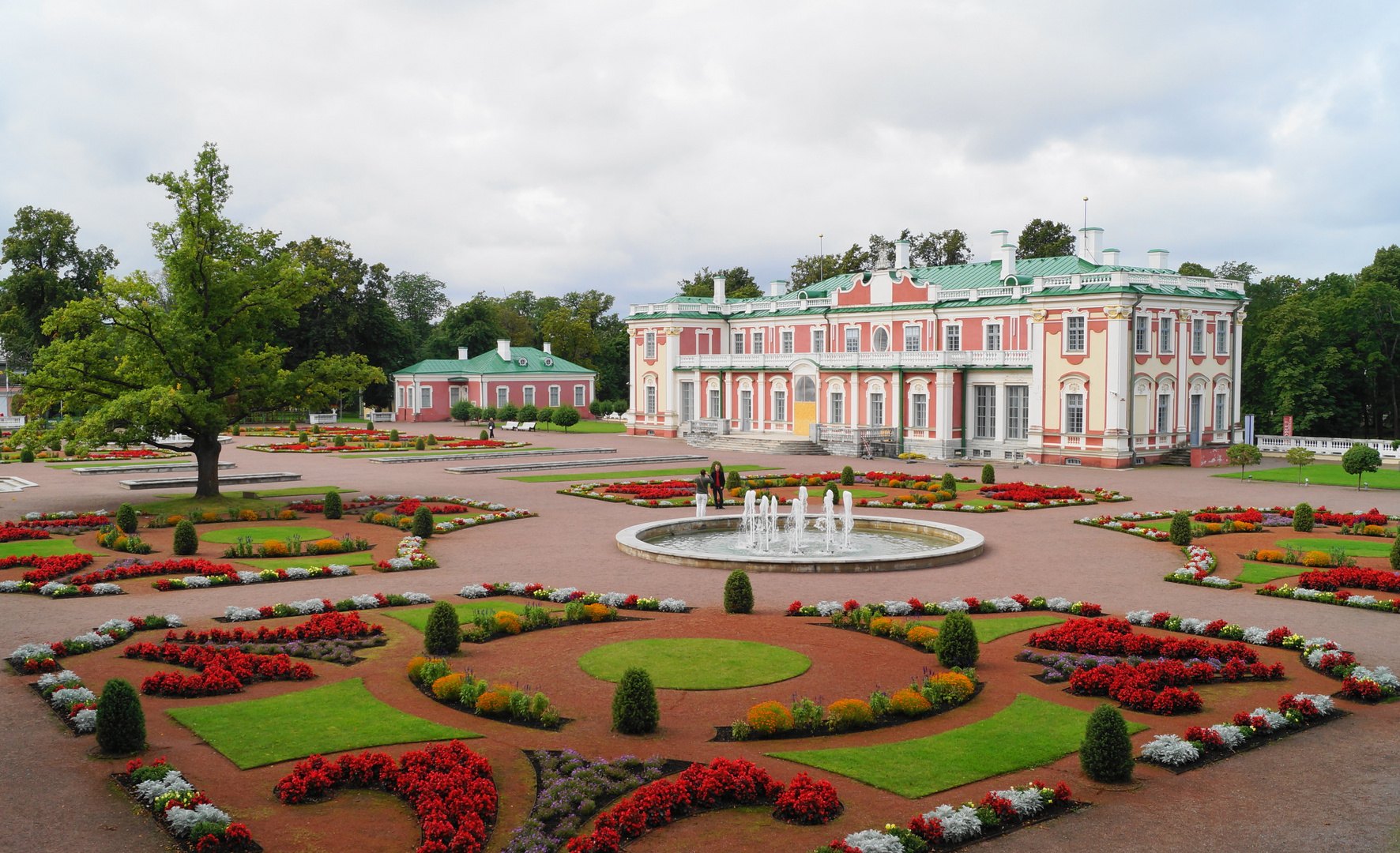 Kadriorg Sarayı & Parkı