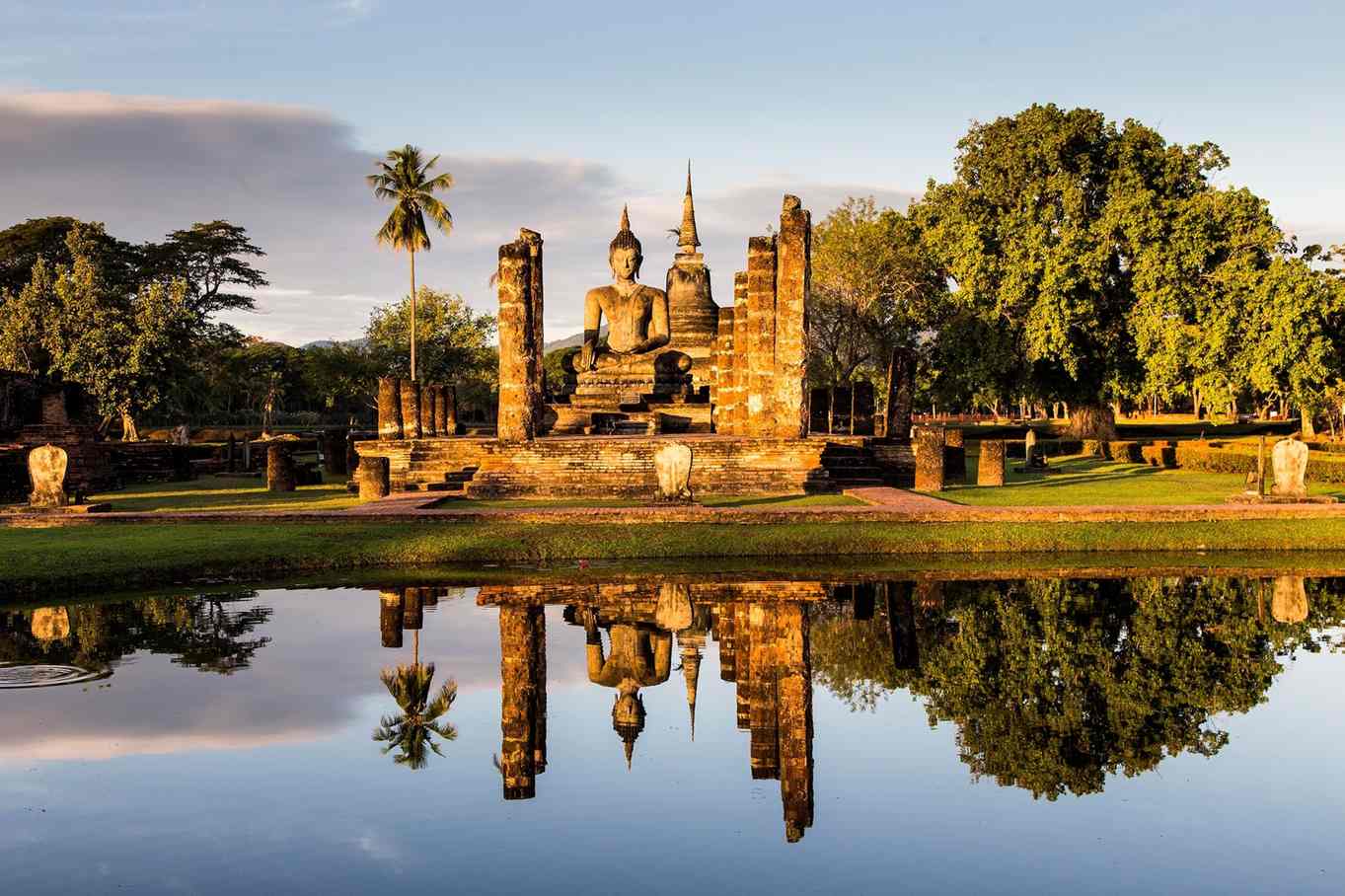 Sukhothai Tarihi Parkı