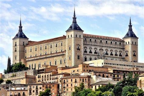 Toledo Alcázar + Ordu Müzesi