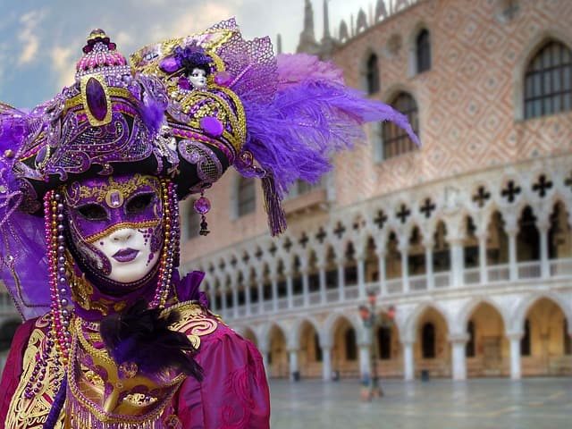 ucuzakesfet.com/venedik-carnaval-maske