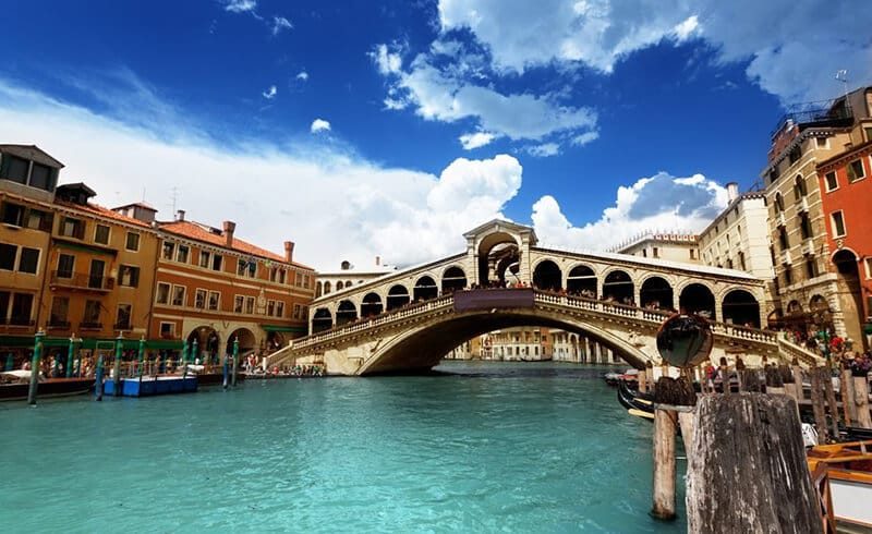 ucuzakesfet.com/venedik-rialto-koprusu
