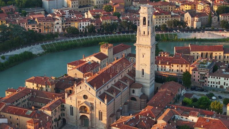 ucuzakesfet.com/verona-duomo