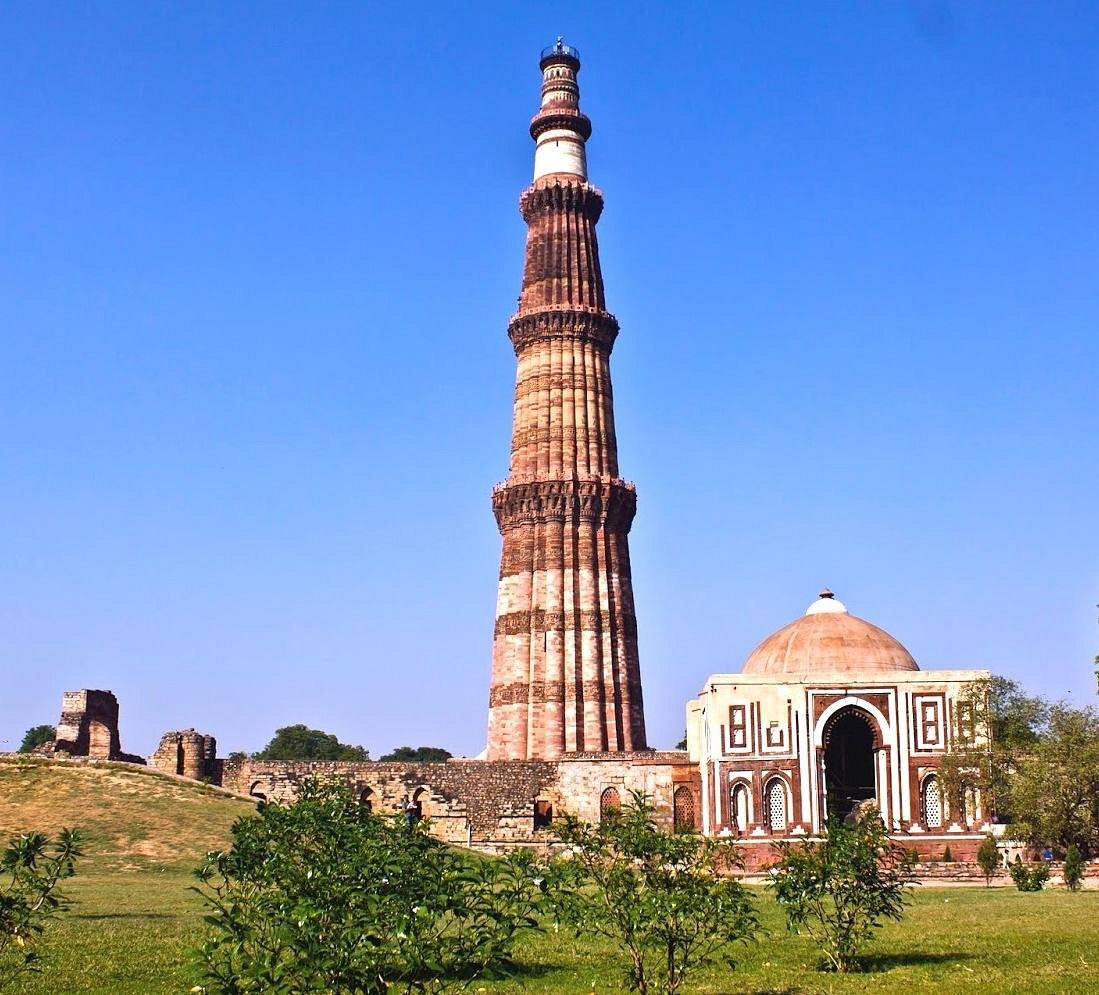 Kutub Minar (Qutub Minar)
